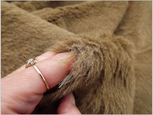 Light Blonde Brown Lush Alpaca 22mm pile 62