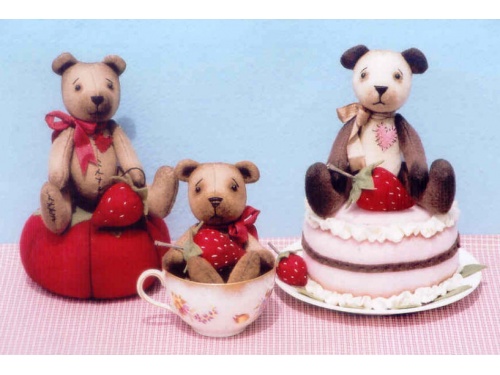 Beary Sweet Pin Cushions