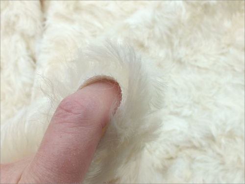 Schulte 24mm Dense Ivory Swirl Mohair 89