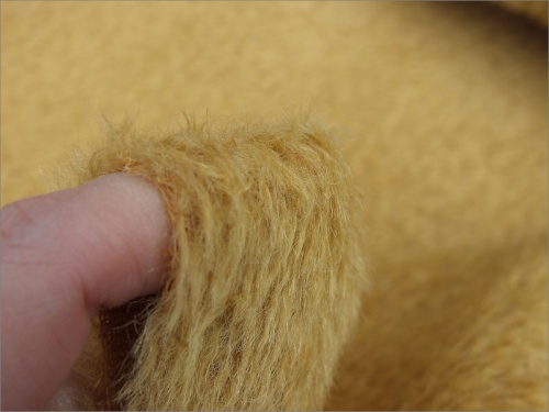 Vintage Gold Felted Alpaca 9mm pile 70