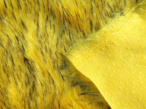 yellow_fleck_3