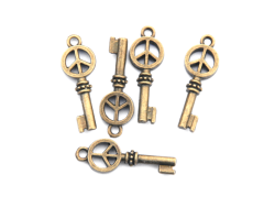 Peace Antique Bronze Keys TB103