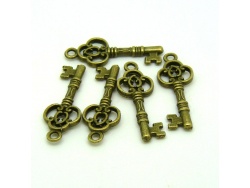 Small Antique Keys TB200