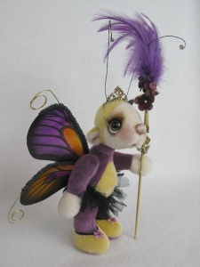 Flutter Beary Queen 17cm Miniature Pattern