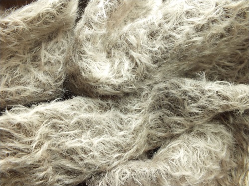 Helmbold 1/52 Beige on Brown 16mm Mohair 