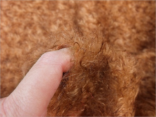 Schulte Beige & Brown dense tipped 23mm Mohair - 95