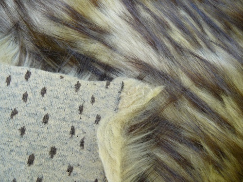 beige_plume_3