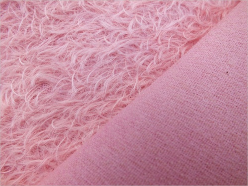 Helmbold 1/50 Bubblegum Pink 16mm Mohair 