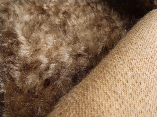 Schulte Bliss Fawn Brown Tip 24mm Mohair 