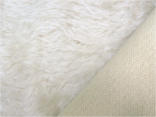 Helmbold Natural Washed White 20mm Dense Mohair 