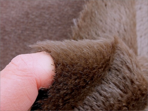 Helmbold 5/6 Brown 7mm Dense Mohair 