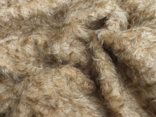 Helmbold 60/52 Beige Taupe Tipped 25mm Mohair 
