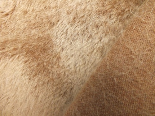 Helmbold Light Brown 15mm Mohair 