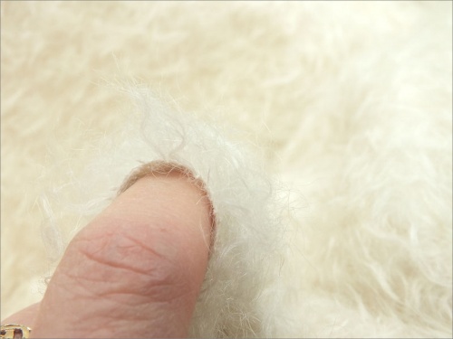 Schulte 23mm Dense Curly Ivory Mohair 66