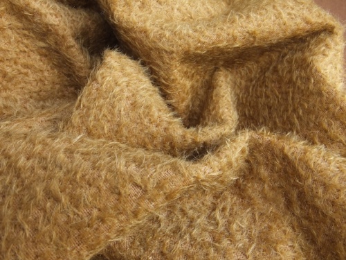Schulte Rich Gold Vintage Felted 11mm Mohair -25