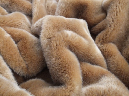 Short Beige Woven 20mm pile O/G
