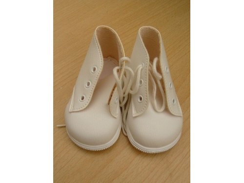 white_shoes_1